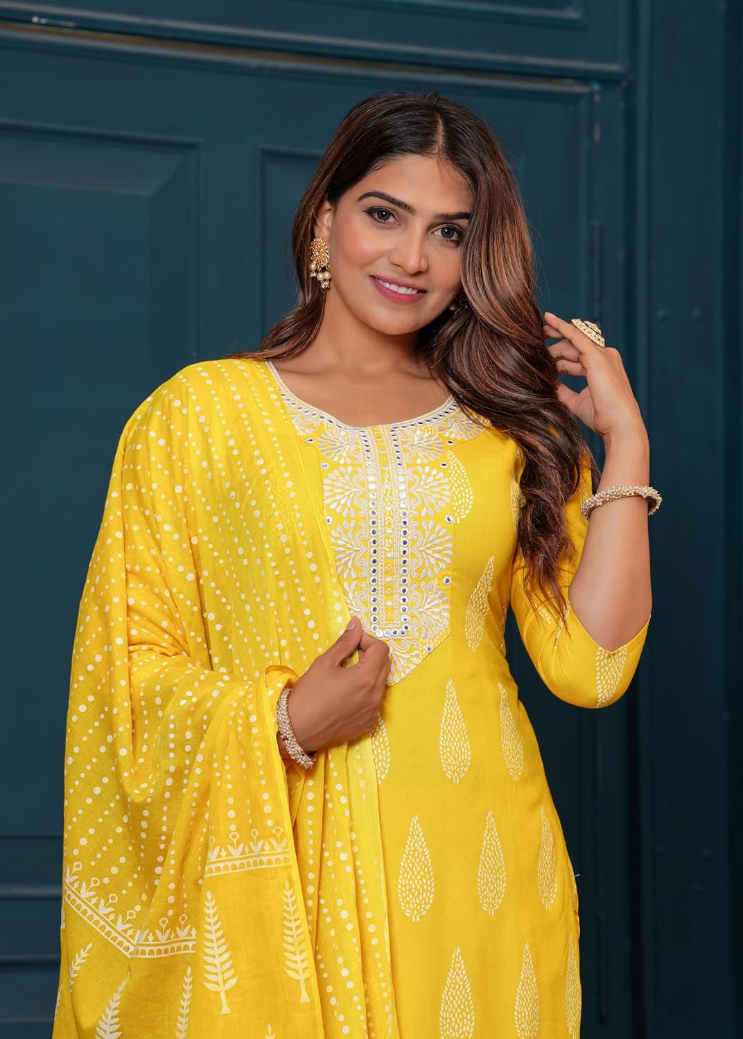Rangnavi Women's Printed Rayon Straight Kurta Set - image 3