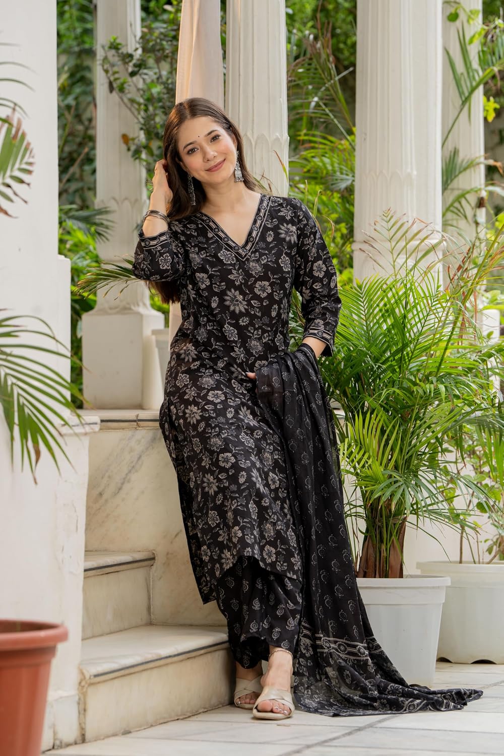 Rangnavi Women's Printed Pure Cotton V-Neck Straight Kurta with Pants and Dupatta Set | Ethnic Set |Kurta Set - image 5